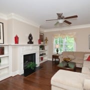 Gibson-model-008_Family room