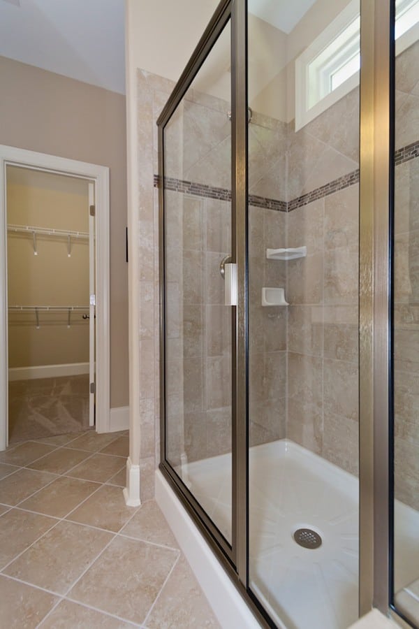 The-Ayden-001_Master bath