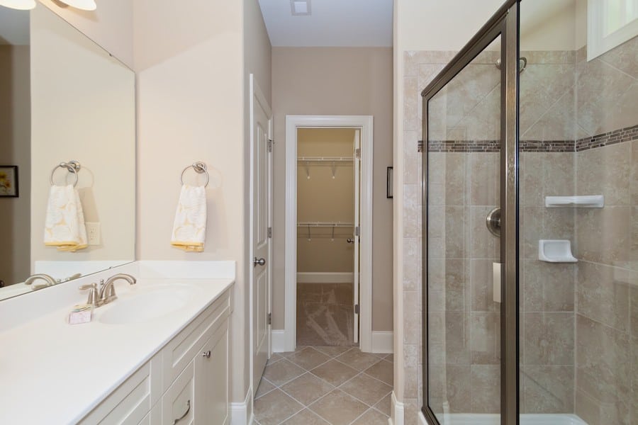 The-Ayden-012_Master bath