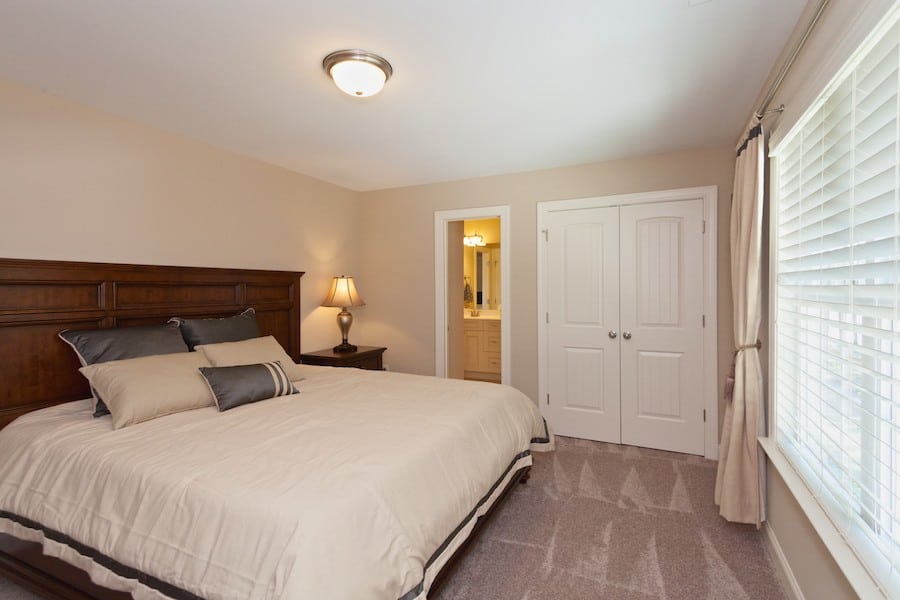 The-Willow-019_Bedroom 2