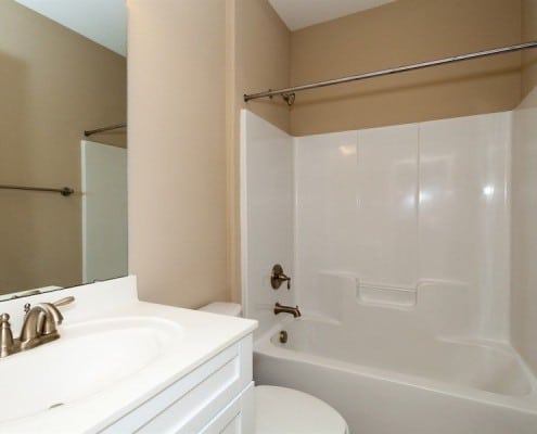 005_Full Bath