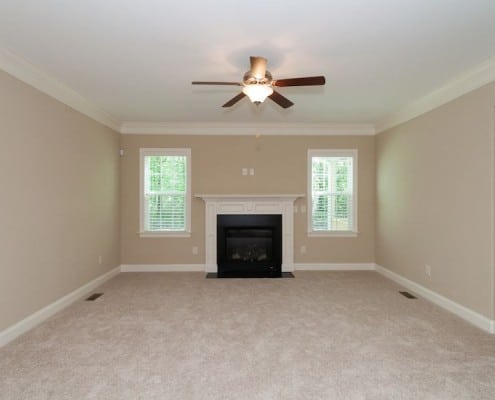 007_Family Room