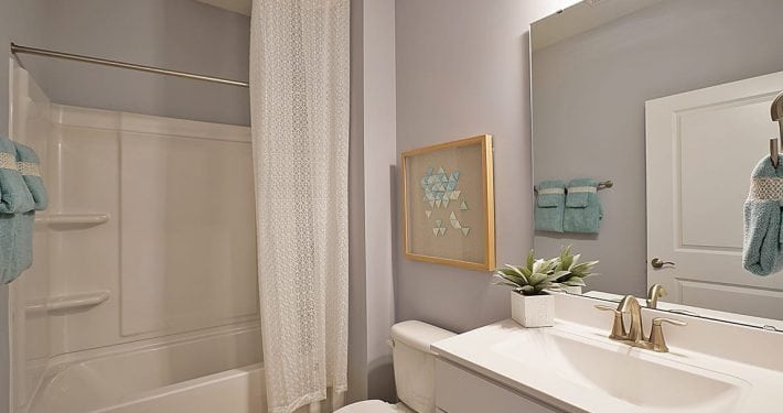 16 1150 Bath Room