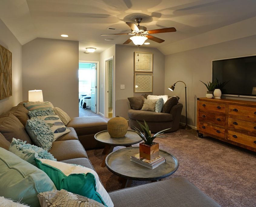 20 1150 Bonus Room 1_3