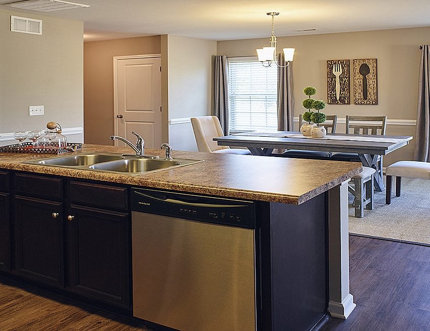 4 1150 Breakfast - Dining