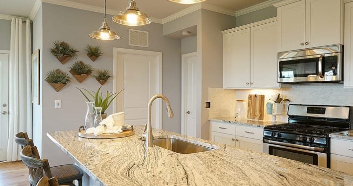 4 1150 Kitchen 1