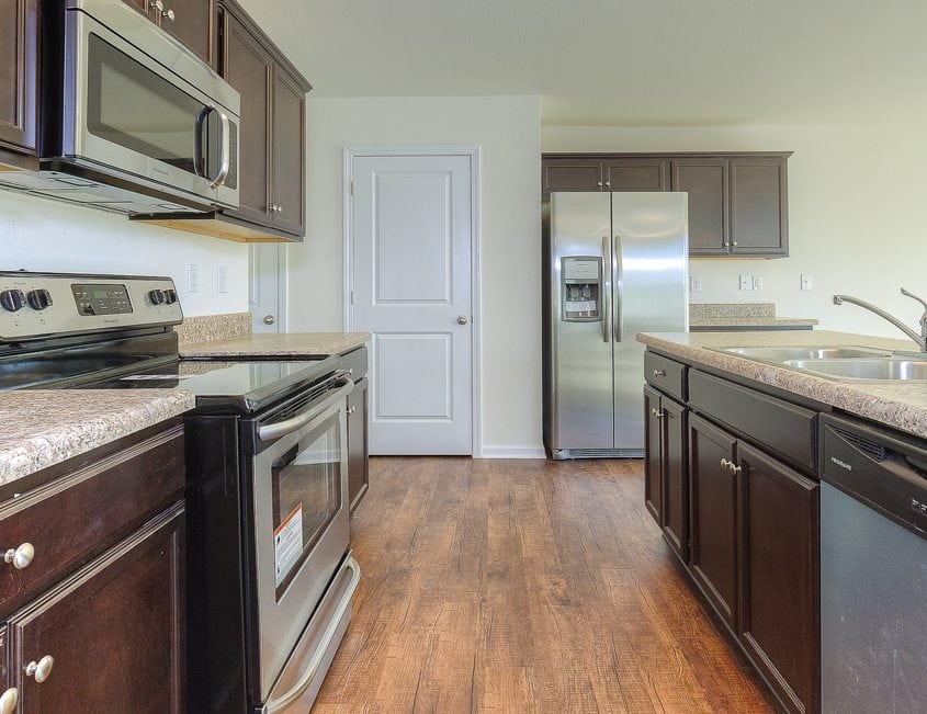 4 1150_INT_KITCHEN-1